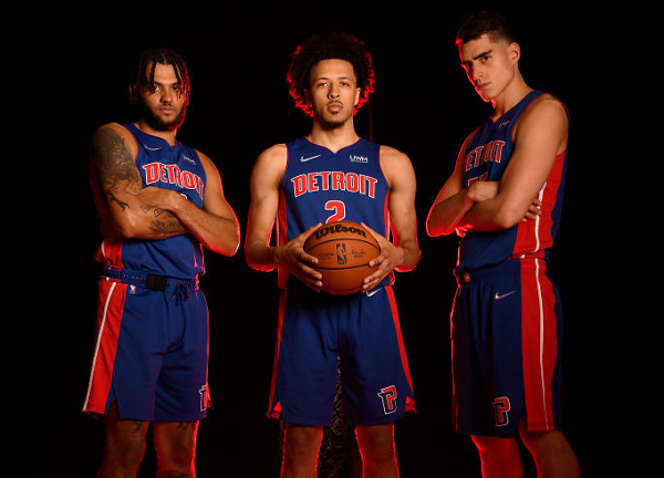 守立足的后 守立足的后