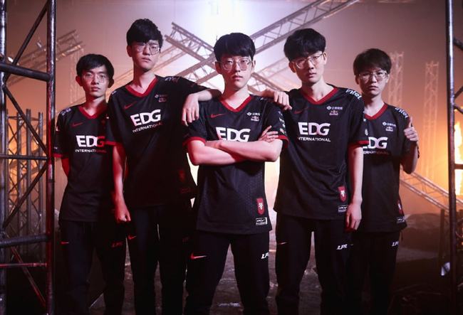 奋人心的报 奋人心的报